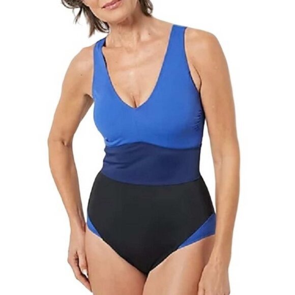 zuda Other - zuda Colorblocked V-Neck One-Piece Swimsuit 26W (245)